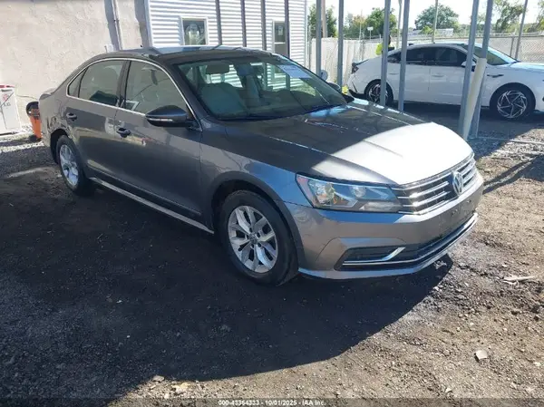 1VWAT7A35GC016178 2016 VOLKSWAGEN PASSAT