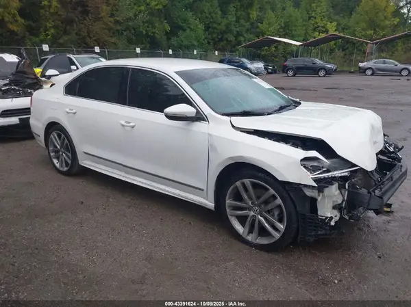 1VWAT7A35GC031778 2016 VOLKSWAGEN PASSAT - Image 1