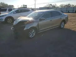 1VWAT7A35GC037807 2016 VOLKSWAGEN PASSAT