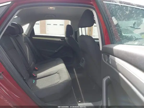 1VWAT7A35GC039878 2016 VOLKSWAGEN PASSAT - Image 8