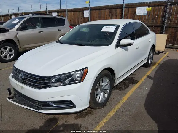 1VWAT7A35GC045051 2016 VOLKSWAGEN PASSAT - Image 2