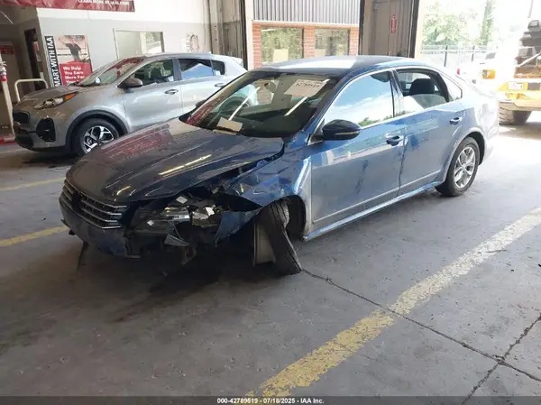 1VWAT7A35GC045728 2016 VOLKSWAGEN PASSAT - Image 2