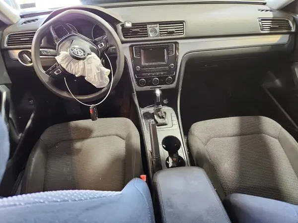 1VWAT7A35GC051562 2016 VOLKSWAGEN PASSAT - Image 8