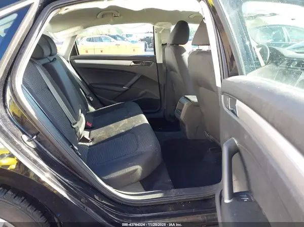 1VWAT7A35GC059211 2016 VOLKSWAGEN PASSAT - Image 8