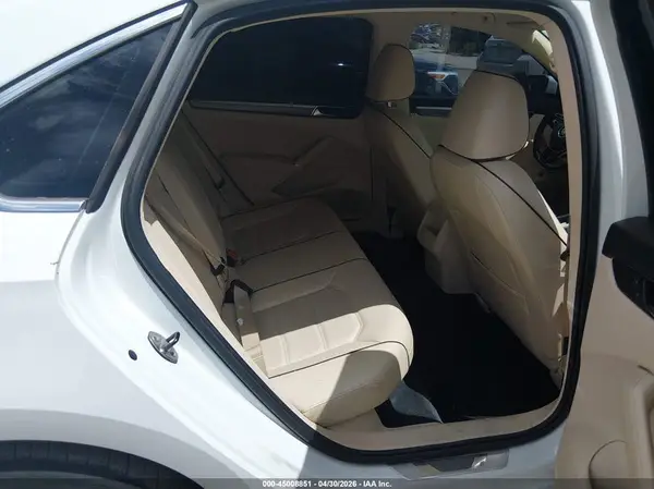 1VWAT7A35GC067471 2016 VOLKSWAGEN PASSAT - Image 8