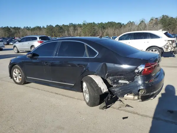 1VWAT7A35HC005604 2017 VOLKSWAGEN PASSAT - Image 2