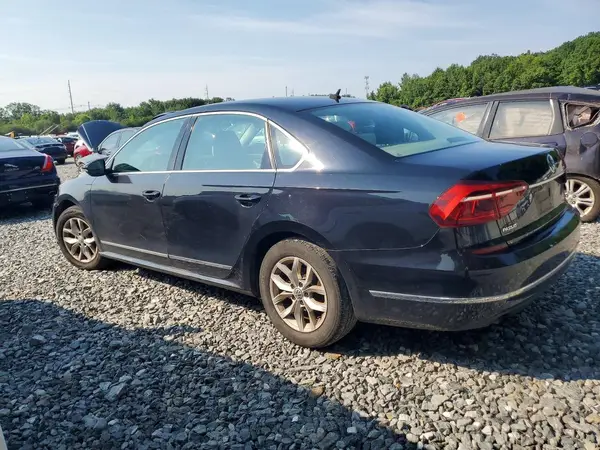 1VWAT7A35HC006283 2017 VOLKSWAGEN PASSAT - Image 2