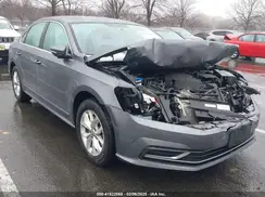 1VWAT7A35HC008731 2017 VOLKSWAGEN PASSAT