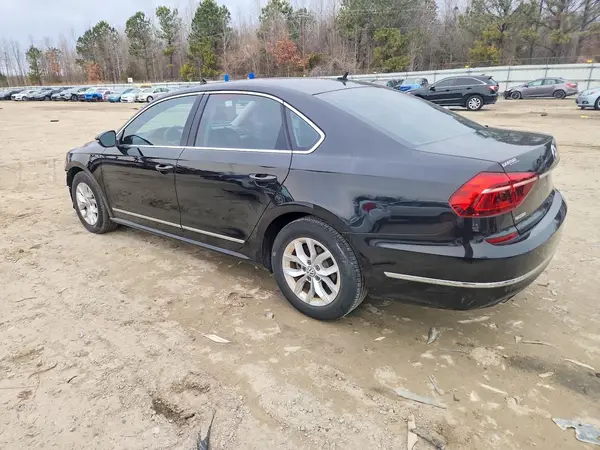 1VWAT7A35HC012794 2017 VOLKSWAGEN PASSAT - Image 2