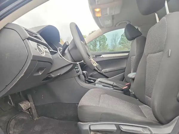 1VWAT7A35HC012794 2017 VOLKSWAGEN PASSAT - Image 8