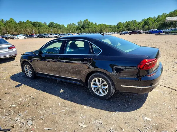 1VWAT7A35HC015565 2017 VOLKSWAGEN PASSAT - Image 2