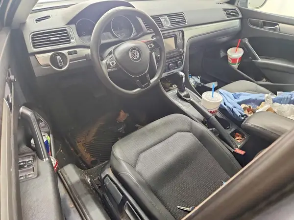 1VWAT7A35HC042202 2017 VOLKSWAGEN PASSAT - Image 8