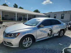 1VWAT7A35HC042880 2017 VOLKSWAGEN PASSAT