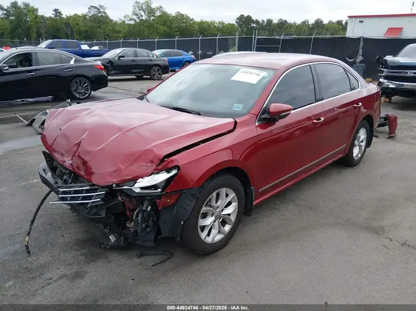1VWAT7A35HC046766 2017 VOLKSWAGEN PASSAT - Image 2