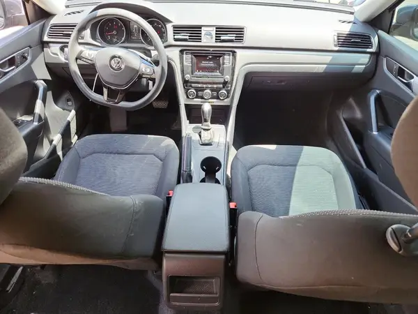 1VWAT7A35HC047903 2017 VOLKSWAGEN PASSAT - Image 8