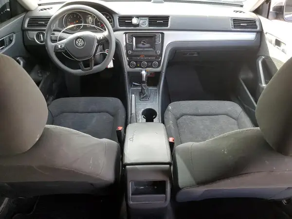 1VWAT7A35HC049473 2017 VOLKSWAGEN PASSAT - Image 8
