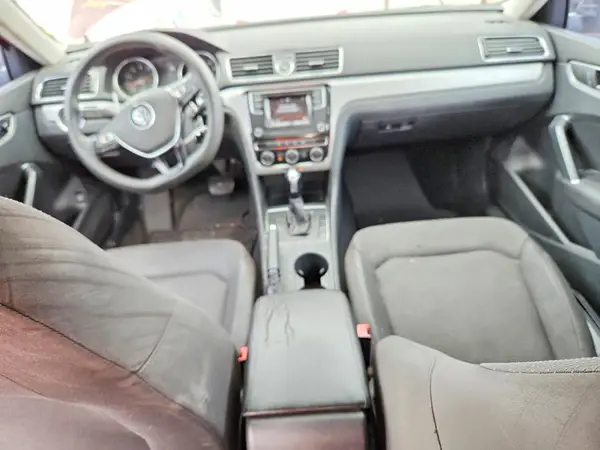 1VWAT7A35HC049750 2017 VOLKSWAGEN PASSAT - Image 8