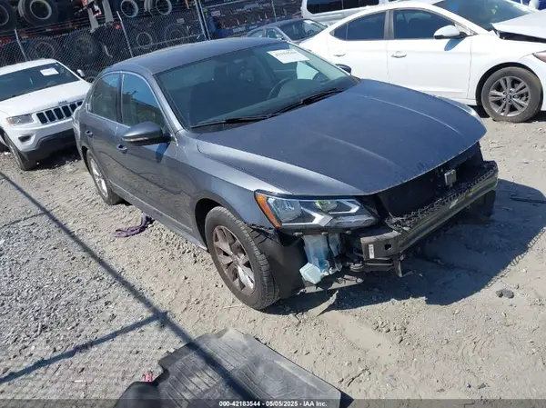 1VWAT7A35HC060649 2017 VOLKSWAGEN PASSAT - Image 1