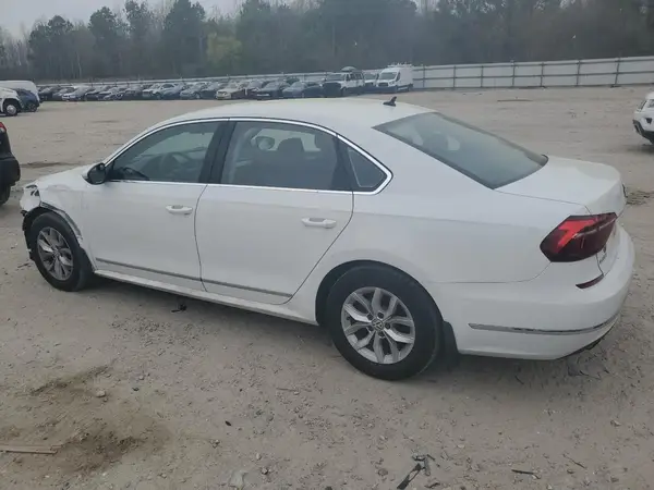 1VWAT7A35HC069917 2017 VOLKSWAGEN PASSAT - Image 2
