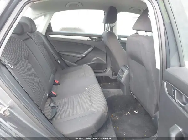 1VWAT7A36GC010082 2016 VOLKSWAGEN PASSAT - Image 8