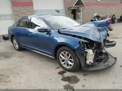 1VWAT7A36GC011474 2016 VOLKSWAGEN PASSAT