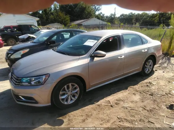 1VWAT7A36GC013144 2016 VOLKSWAGEN PASSAT - Image 2