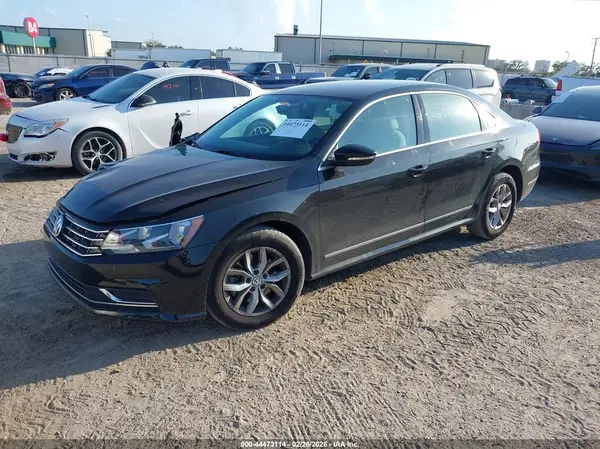 1VWAT7A36GC019851 2016 VOLKSWAGEN PASSAT - Image 2