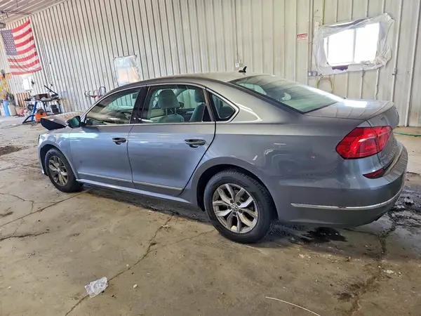1VWAT7A36GC023219 2016 VOLKSWAGEN PASSAT - Image 2