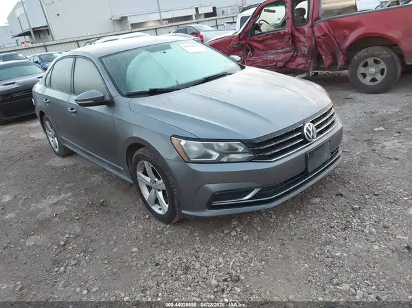 1VWAT7A36GC036178 2016 VOLKSWAGEN PASSAT - Image 1