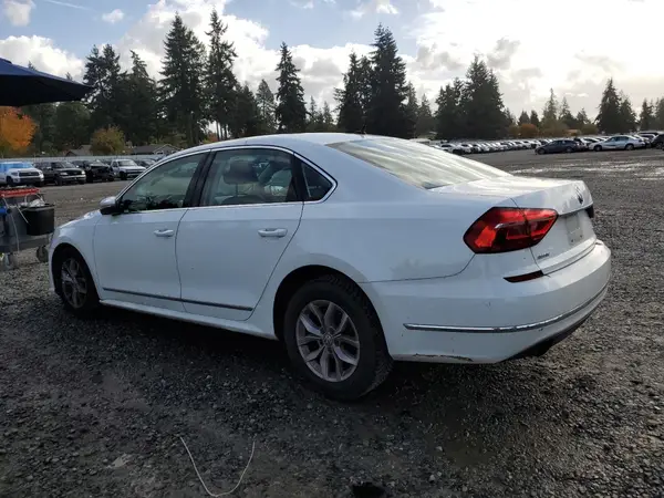 1VWAT7A36GC044930 2016 VOLKSWAGEN PASSAT - Image 2