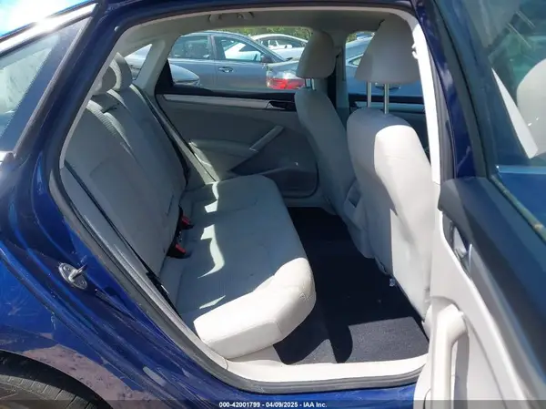 1VWAT7A36GC048458 2016 VOLKSWAGEN PASSAT - Image 8