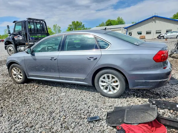 1VWAT7A36GC056589 2016 VOLKSWAGEN PASSAT - Image 2