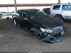 1VWAT7A36HC006339 2017 VOLKSWAGEN PASSAT