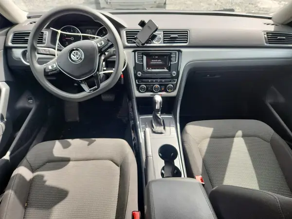 1VWAT7A36HC012724 2017 VOLKSWAGEN PASSAT - Image 8