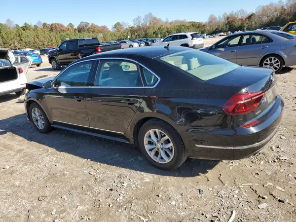 1VWAT7A36HC019706 2017 VOLKSWAGEN PASSAT - Image 2