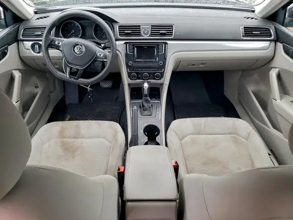 1VWAT7A36HC019706 2017 VOLKSWAGEN PASSAT - Image 8
