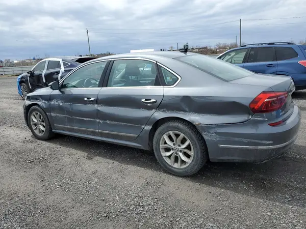 1VWAT7A36HC024646 2017 VOLKSWAGEN PASSAT - Image 2