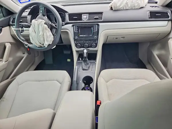 1VWAT7A36HC041317 2017 VOLKSWAGEN PASSAT - Image 8