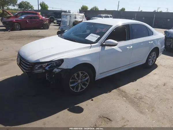 1VWAT7A36HC043147 2017 VOLKSWAGEN PASSAT - Image 2