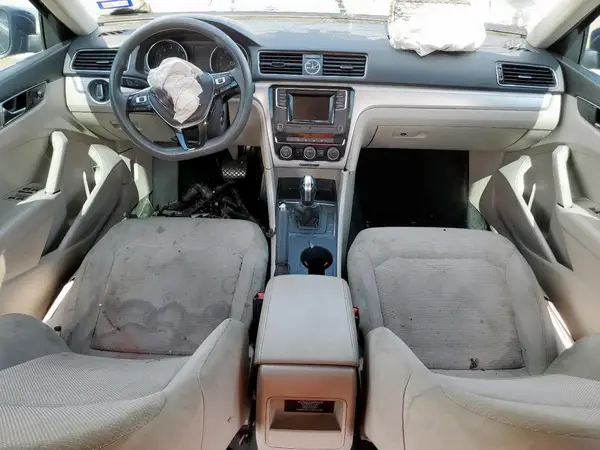 1VWAT7A36HC048963 2017 VOLKSWAGEN PASSAT - Image 8