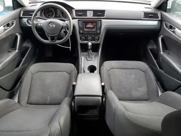 1VWAT7A36HC071773 2017 VOLKSWAGEN PASSAT - Image 8