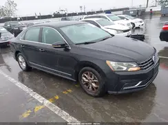 1VWAT7A36HC072924 2017 VOLKSWAGEN PASSAT