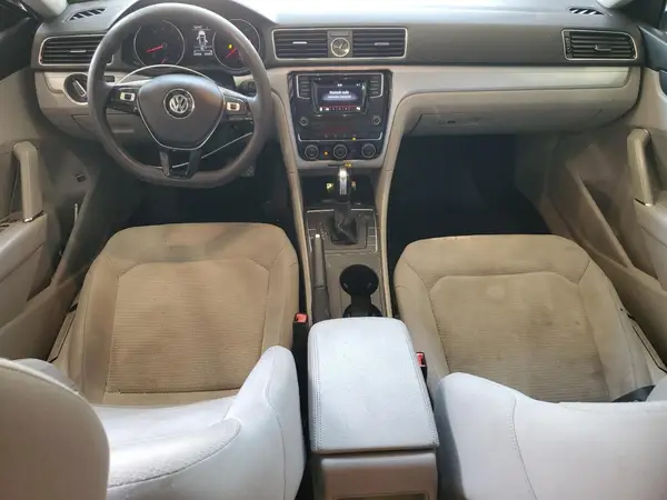 1VWAT7A36HC077623 2017 VOLKSWAGEN PASSAT - Image 8
