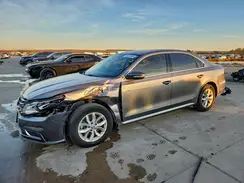 1VWAT7A36HC085513 2017 VOLKSWAGEN PASSAT