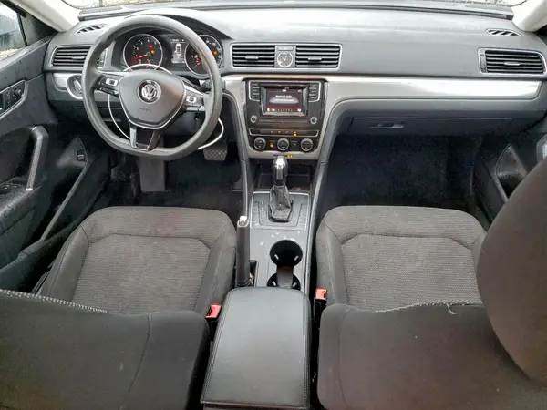 1VWAT7A37GC002461 2016 VOLKSWAGEN PASSAT - Image 8