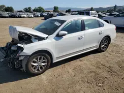 1VWAT7A37GC002704 2016 VOLKSWAGEN PASSAT