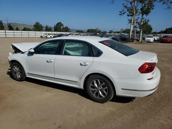 1VWAT7A37GC002704 2016 VOLKSWAGEN PASSAT - Image 2