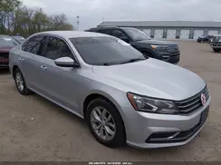 1VWAT7A37GC019986 2016 VOLKSWAGEN PASSAT