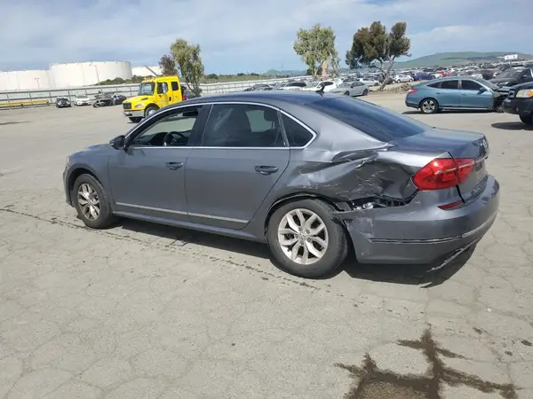 1VWAT7A37GC020264 2016 VOLKSWAGEN PASSAT - Image 2