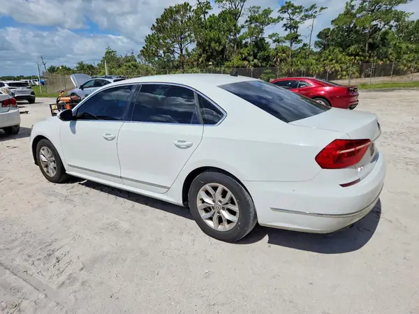 1VWAT7A37GC022029 2016 VOLKSWAGEN PASSAT - Image 2